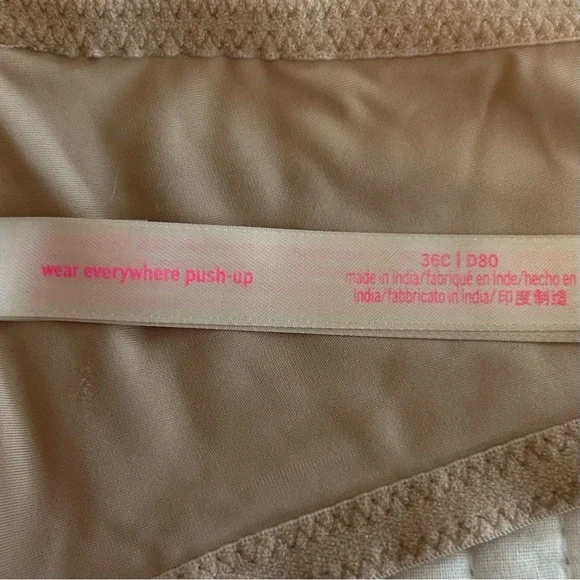Victoria’s Secret PINK Front Closure Wear Everywhere Push Up Bra SZ 36C in Nude - Picture 6 of 6